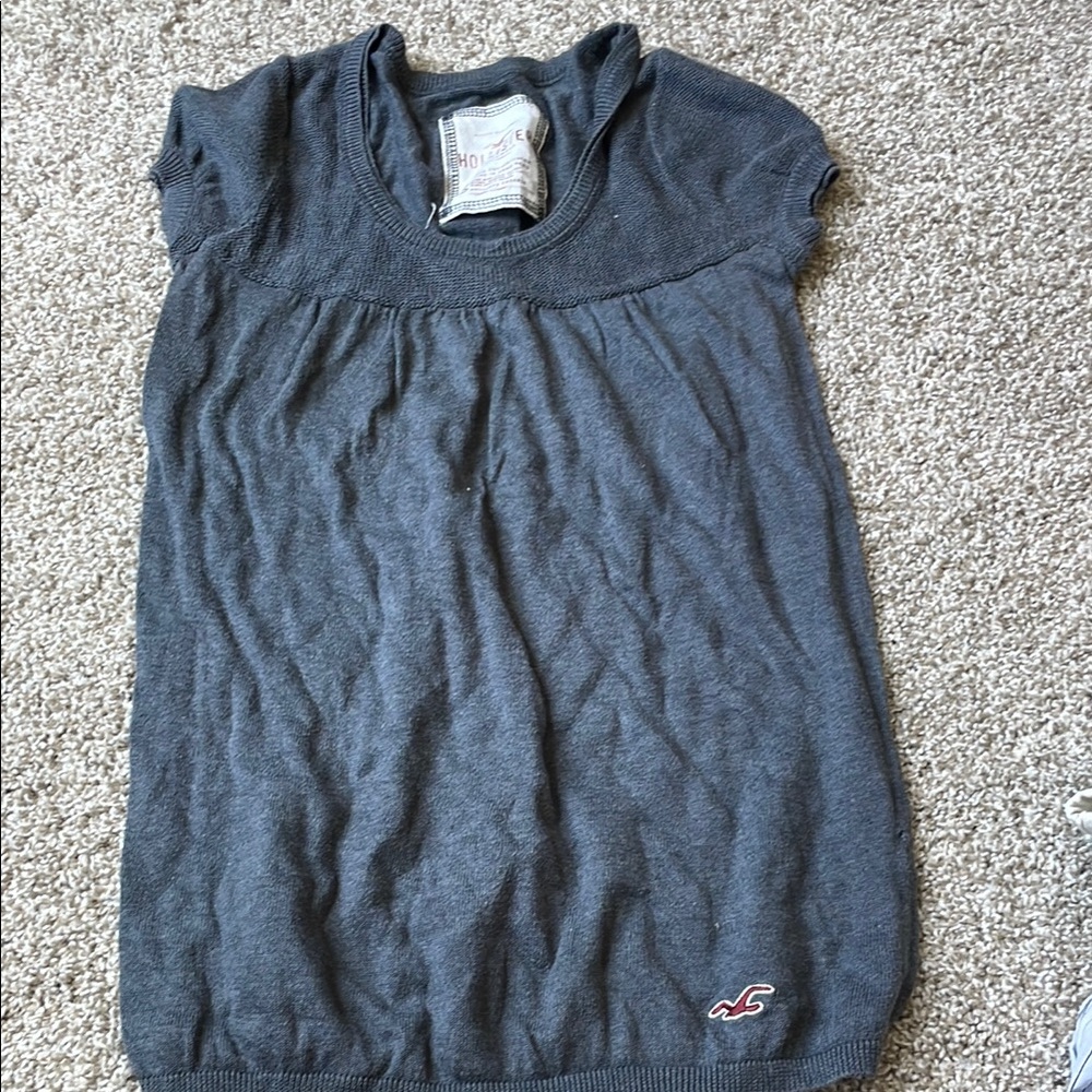 Hollister Gray Short Sleeve Top